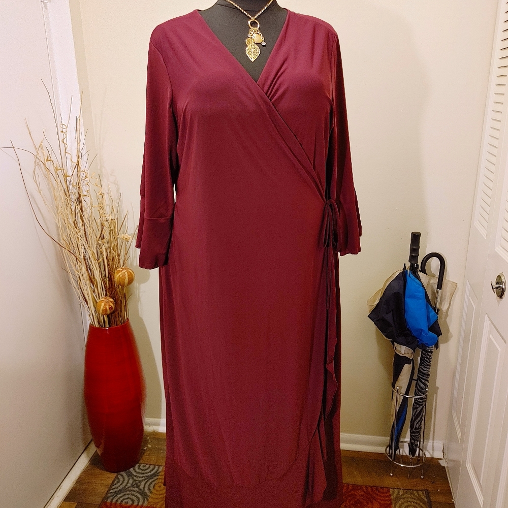 New Burgundy Wrap Dress with flowing Sleeves